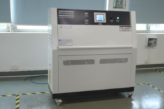 LIYI ISO4892の標準の紫外線風化テスト部屋UVA340 UVB313 UVA351ライト